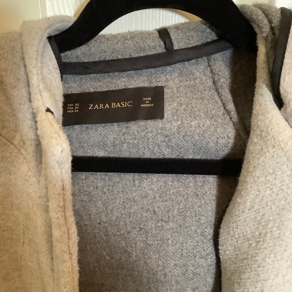 Zara - Picture 3 of 3